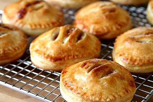 SaltedCaramelAppleHandPies-small